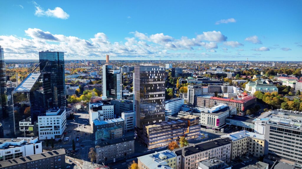 City Plaza 2 (A. Laikmaa 11 / Tartu mnt 1) - Food services, Non-food store, Office center, Other commercial - visualization