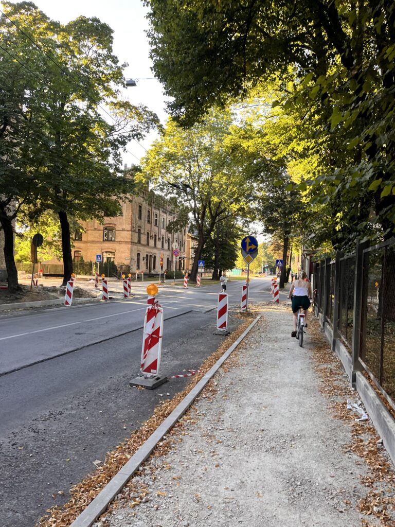 Melnsila un Kapseļu ielas krustojuma pārbūve (Melnsila iela 9) - Road - construction photos