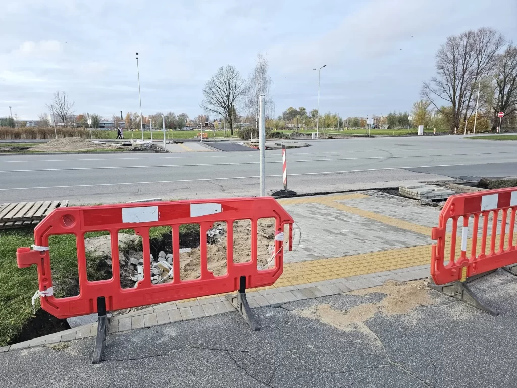 Krustojumu pārbūve Skanstes ielā - 1. kārtā - Skanstes un Zirņu ielas krustojuma pārbūve (Skanstes iela) - Road - construction photos