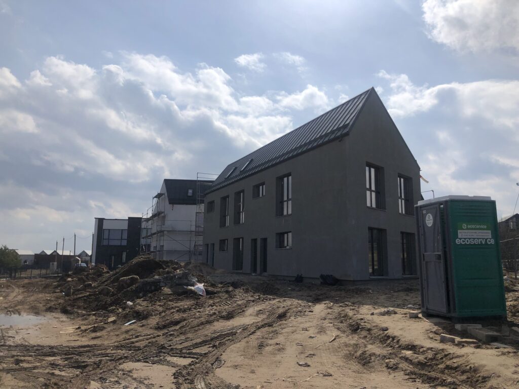 Prie skvero (Ašmenėlės g. 40) - Row housing - construction photos