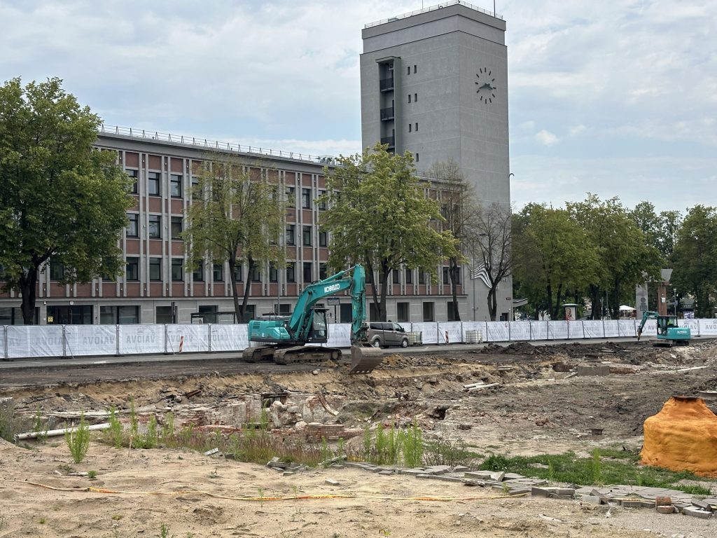 Atgimimo aikštė (Danės g. 17B, Danės g. 17C) - Park, Parkimishoone - ehituse fotod