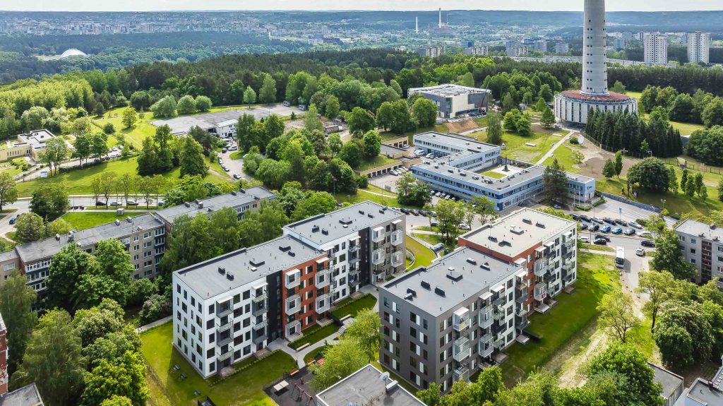 Karoliniškių namai 1 etapas (Sausio 13-osios g. 31) - Hotel, Multi apartment - construction photos