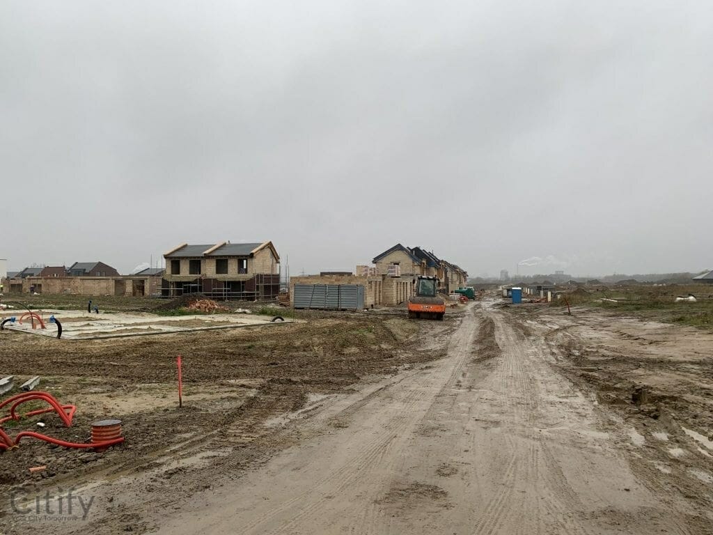 Bachmano Žemė (Vėluvos g. 1, 2, 3, 4 - 47, Eitkūnų g. 6, 6A, 8, 8A - 30, 30A, Tolminkiemio g. 1, 2, 3, 4 - 69) - Privātmāju kopienas, Rindu mājas - būvdarbu attēli