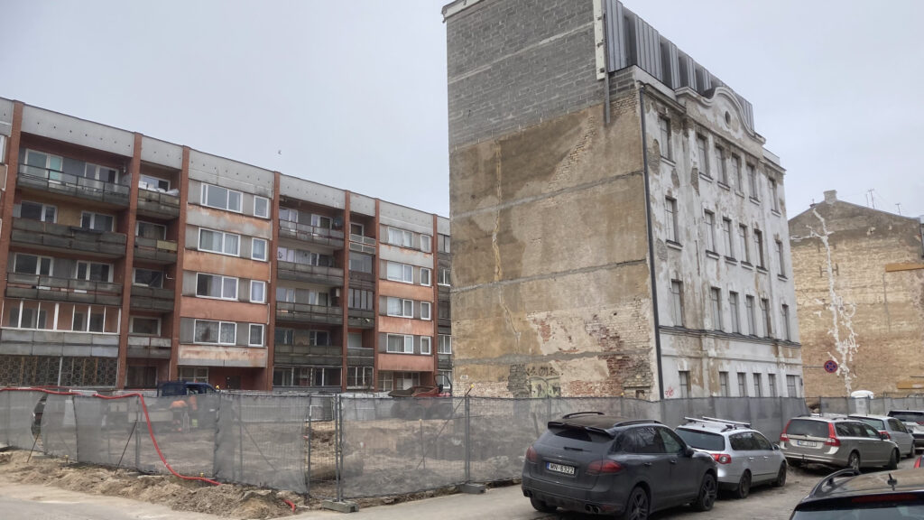 Hospitāļu iela 9, 11 (Hospitāļu iela 9, 11) - Daugiabutis - statybų nuotraukos