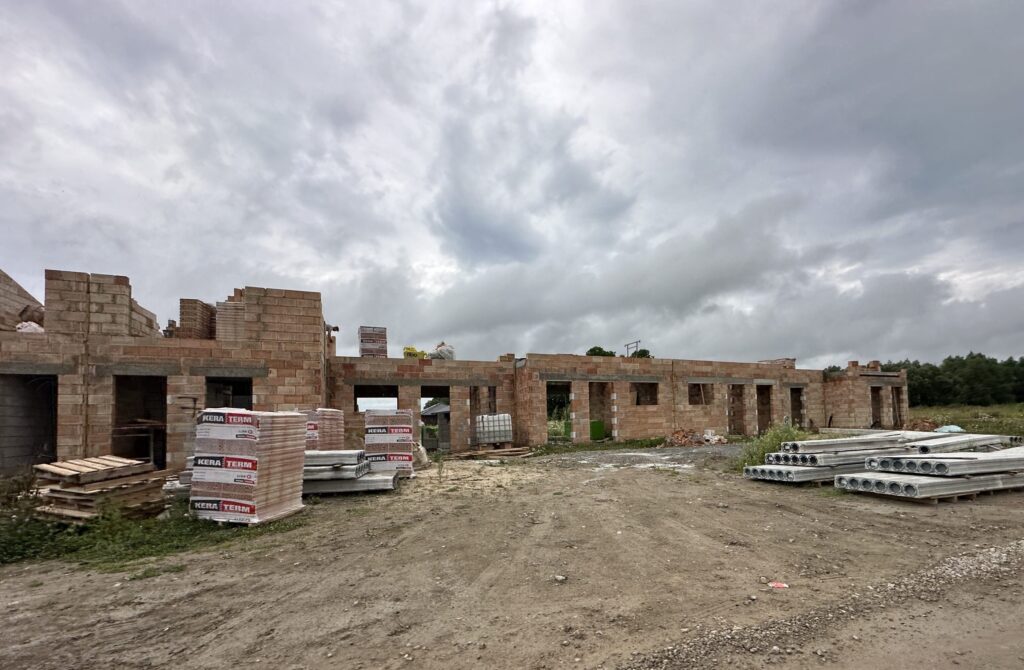 Bachmano Žemė (Vėluvos g. 1, 2, 3, 4 - 47, Eitkūnų g. 6, 6A, 8, 8A - 30, 30A, Tolminkiemio g. 1, 2, 3, 4 - 69) - Privātmāju kopienas, Rindu mājas - būvdarbu attēli