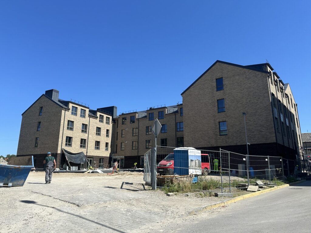 Gegužės sodai (Naujoji Uosto g. 15A, Naujoji Uosto g. 15, Gegužės g. 8) - Viesnīca - būvdarbu attēli