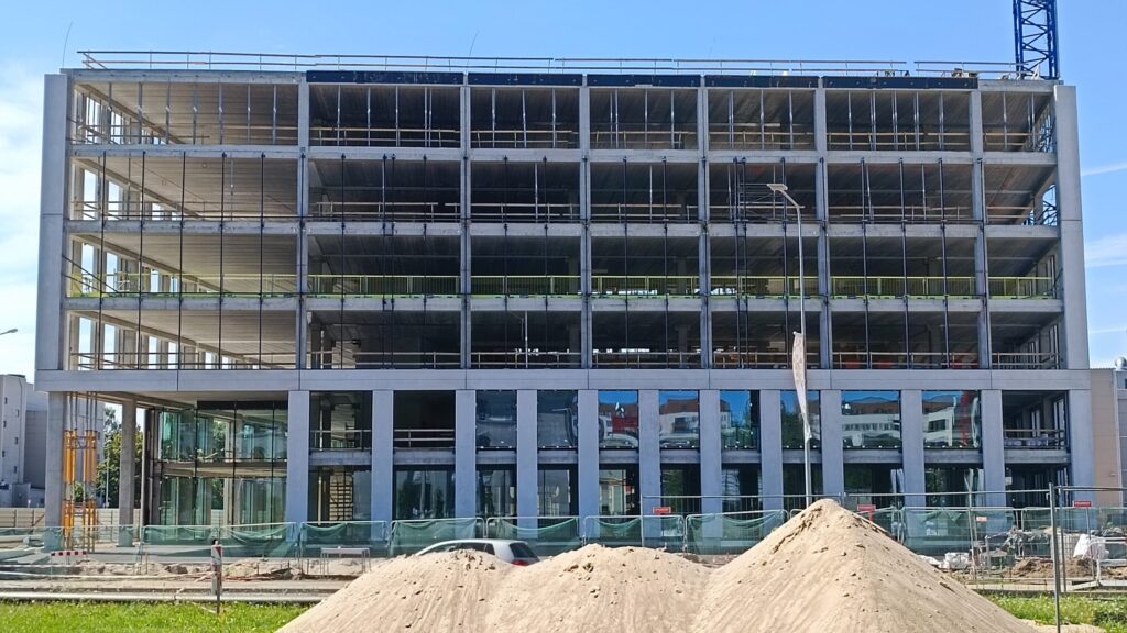 Gustavs - 1. ēka (Gustava Zemgala gatve 73) - Verslo centras - statybų nuotraukos