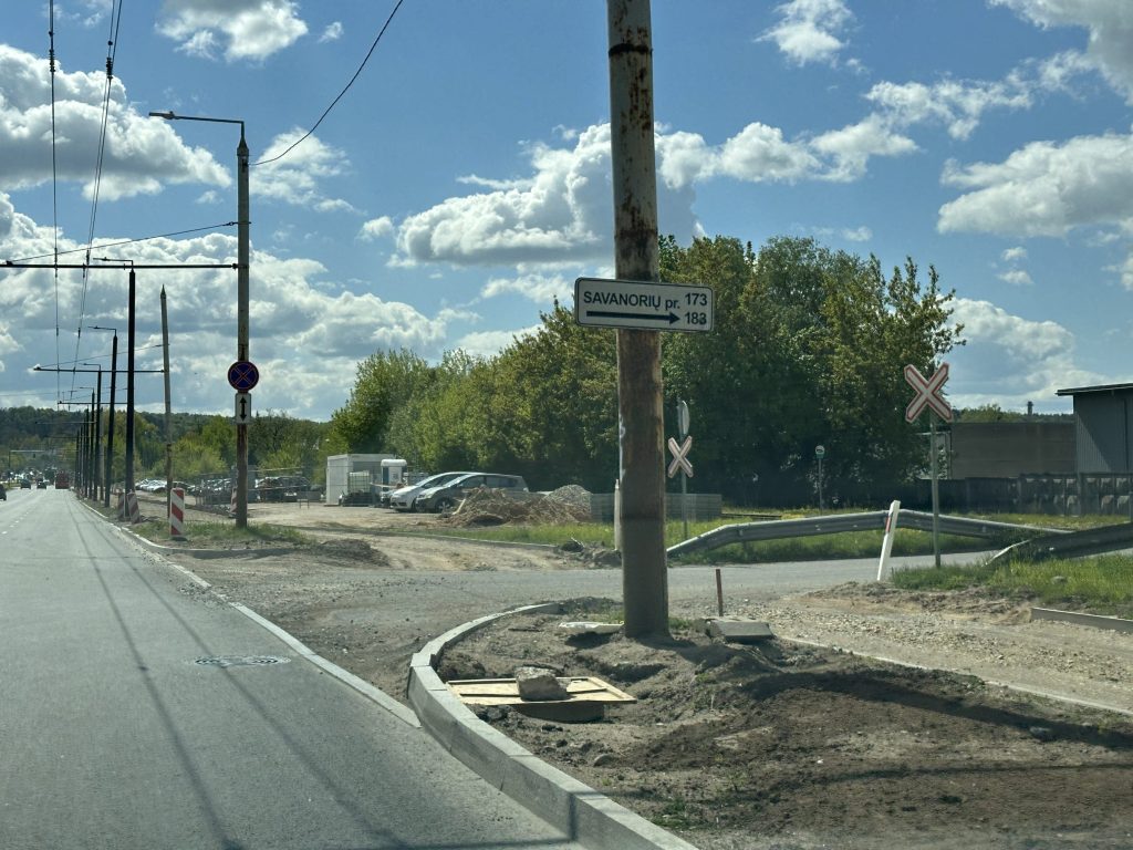 Savanorių pr. (nuo Elektrinės g. iki Titnago g.) dviračių takas (Savanorių pr.) - Bike path - construction photos