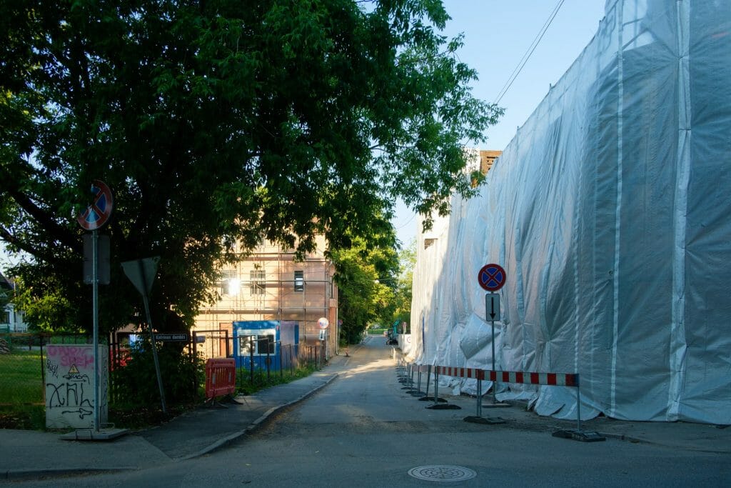 Katrīnas pagalms (Katrīnas dambis 6, Piena iela 2, 4) - Daugiabutis - statybų nuotraukos