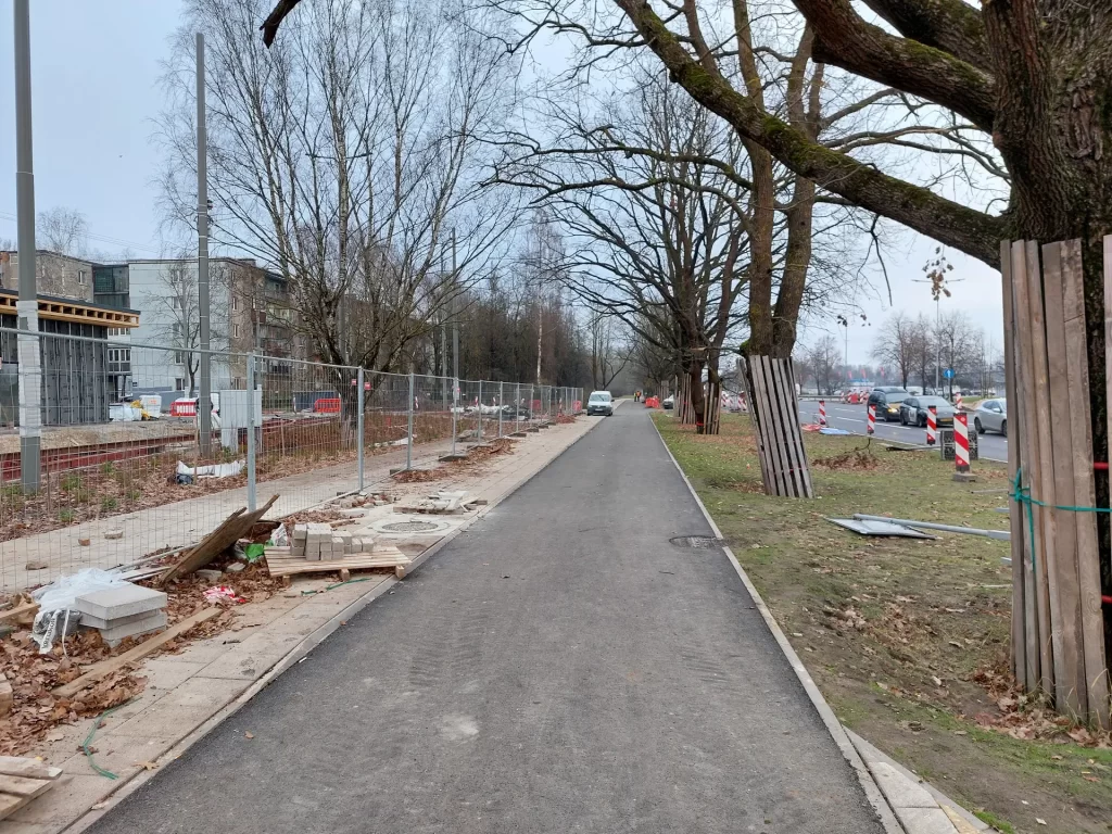 7.tramvaja līnijas pagarinājuma izbūve (Latgales iela, Višķu iela,Lokomotīves iela) - Bike path, Railroad, Street - construction photos