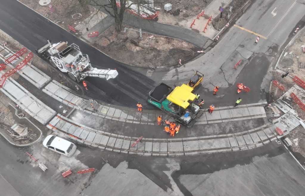 7.tramvaja līnijas pagarinājuma izbūve (Latgales iela, Višķu iela,Lokomotīves iela) - Bike path, Railroad, Street - construction photos
