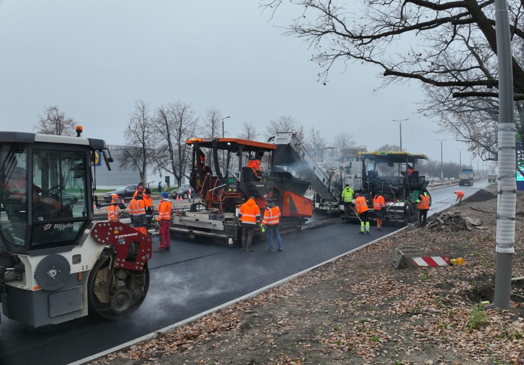7.tramvaja līnijas pagarinājuma izbūve (Latgales iela, Višķu iela,Lokomotīves iela) - Bike path, Railroad, Street - construction photos
