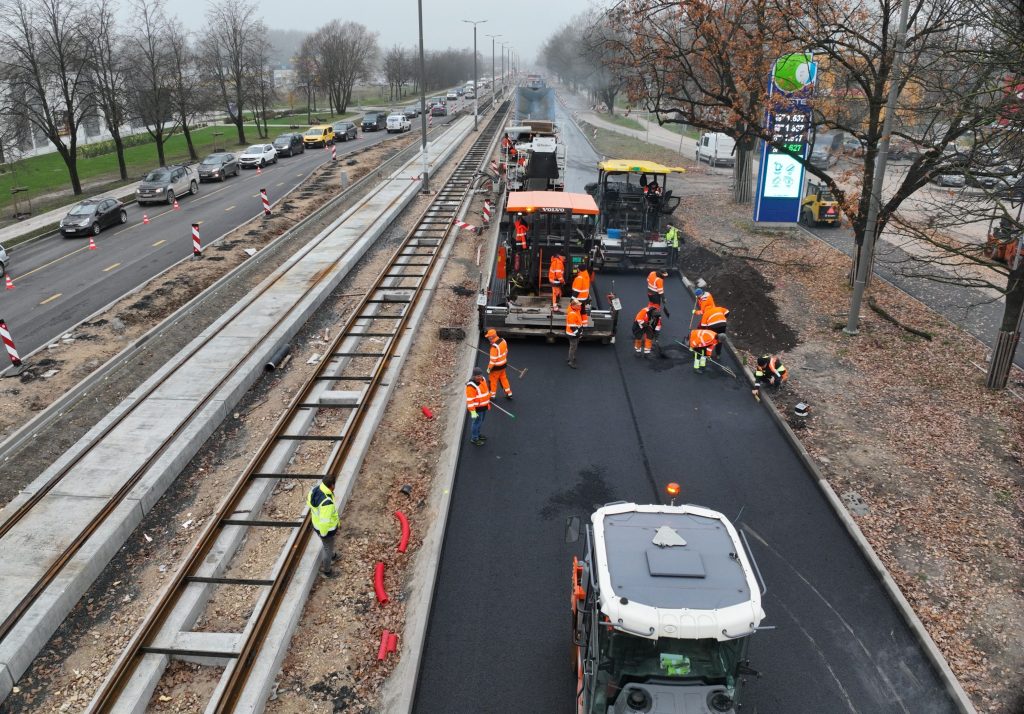 7.tramvaja līnijas pagarinājuma izbūve (Latgales iela, Višķu iela,Lokomotīves iela) - Bike path, Railroad, Street - construction photos