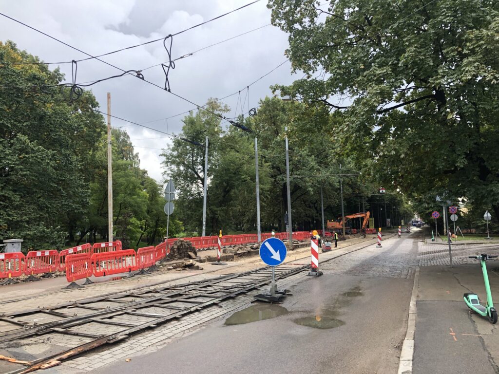 Tramvaju infrastruktūras pārbūve posmā no Ausekļa ielas loka līdz Aspazijas bulvāra/Radio ielas krustojumam (Kronvalda bulvāris, Zigfrīda Annas Meierovica bulvāris, Aspazijas bulvāris) - Dzelzceļš, Iela - būvdarbu attēli
