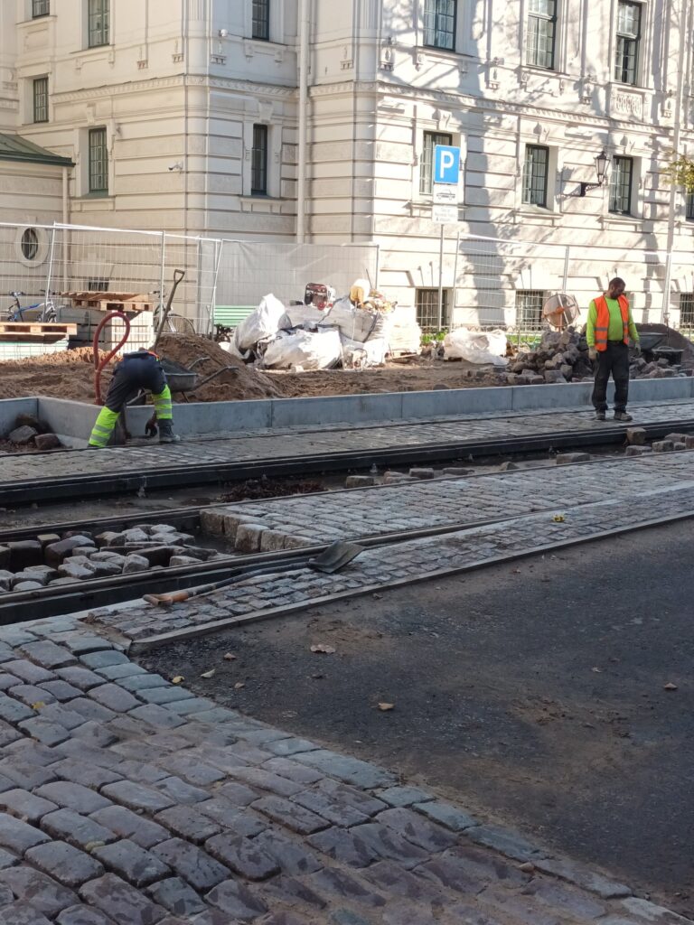 Tramvaju infrastruktūras pārbūve posmā no Ausekļa ielas loka līdz Aspazijas bulvāra/Radio ielas krustojumam (Kronvalda bulvāris, Zigfrīda Annas Meierovica bulvāris, Aspazijas bulvāris) - Dzelzceļš, Iela - būvdarbu attēli