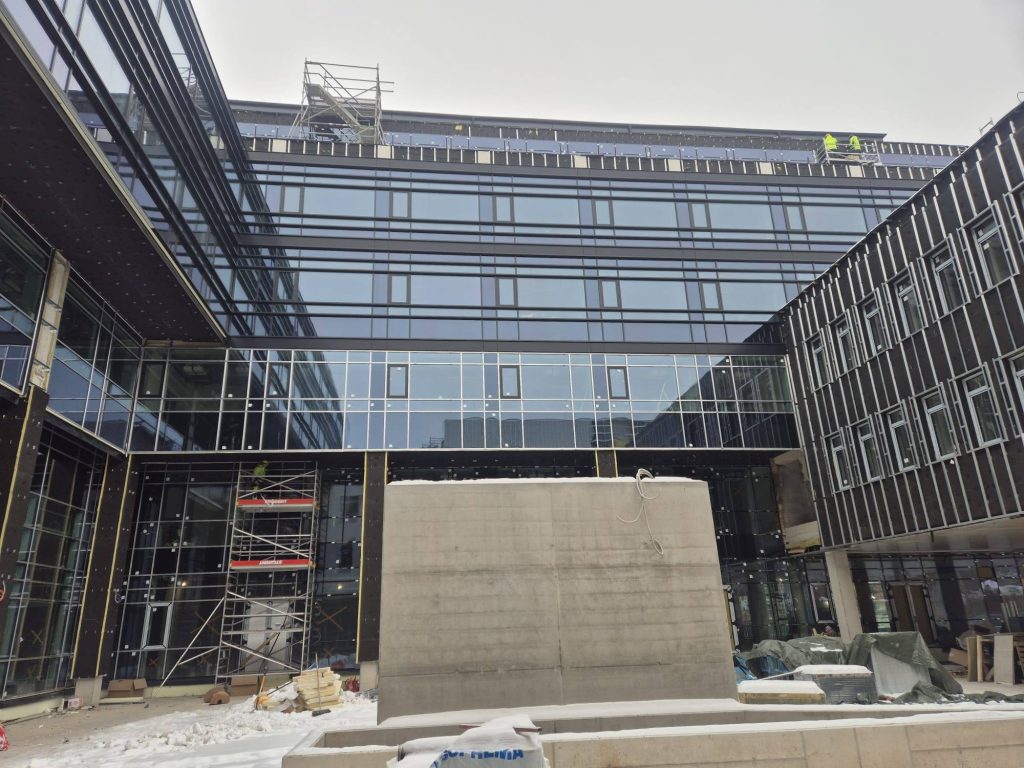 Veselības centrs 4 medicīnas komplekss (Krišjāņa Barona iela 119) - Haigla - ehituse fotod