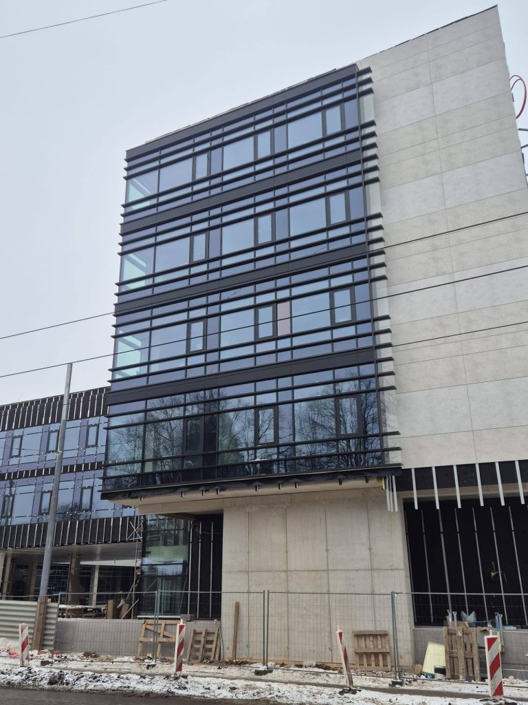 Veselības centrs 4 medicīnas komplekss (Krišjāņa Barona iela 119) - Haigla - ehituse fotod
