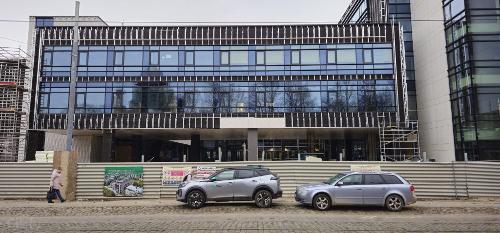 Veselības centrs 4 medicīnas komplekss (Krišjāņa Barona iela 119) - Haigla - ehituse fotod