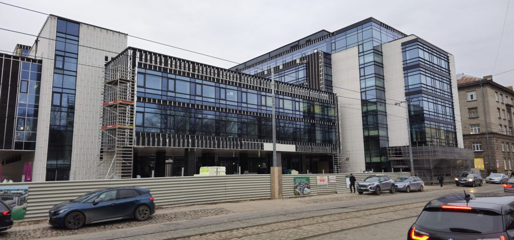 Veselības centrs 4 medicīnas komplekss (Krišjāņa Barona iela 119) - Haigla - ehituse fotod