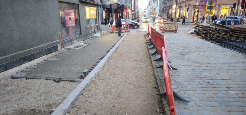 Velojoslu ierīkošana Dzirnavu ielas posmā no Tērbatas ielas līdz Skolas ielai (Dzirnavu iela) - Bike path - construction photos