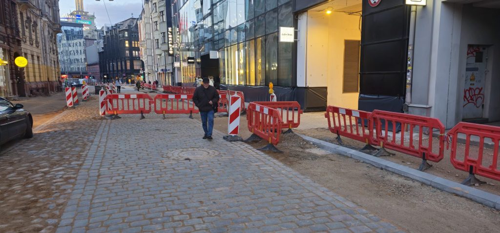 Velojoslu ierīkošana Dzirnavu ielas posmā no Tērbatas ielas līdz Skolas ielai (Dzirnavu iela) - Bike path - construction photos