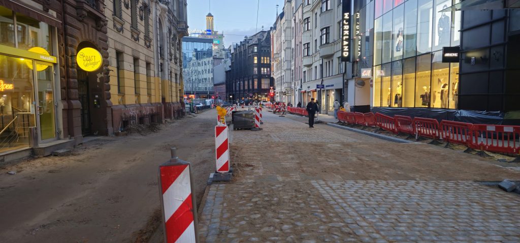 Velojoslu ierīkošana Dzirnavu ielas posmā no Tērbatas ielas līdz Skolas ielai (Dzirnavu iela) - Bike path - construction photos
