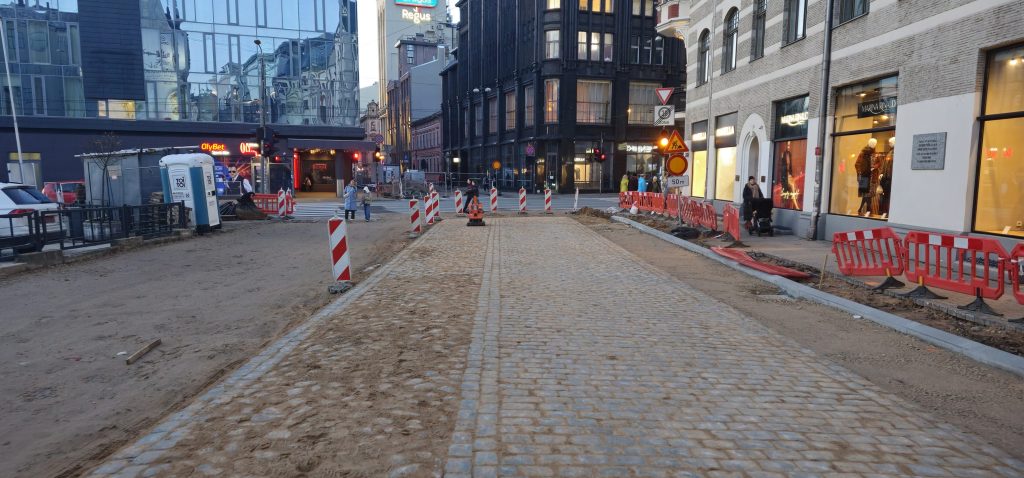 Velojoslu ierīkošana Dzirnavu ielas posmā no Tērbatas ielas līdz Skolas ielai (Dzirnavu iela) - Bike path - construction photos