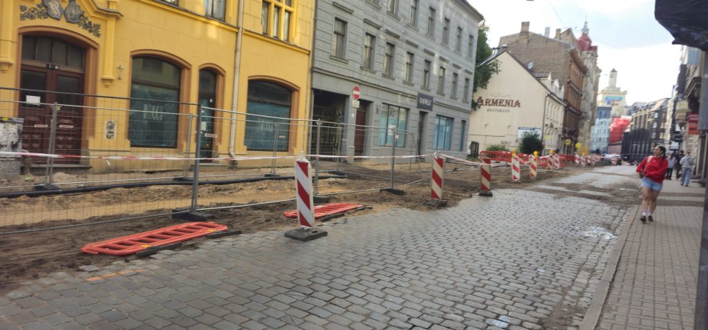 Velojoslu ierīkošana Dzirnavu ielas posmā no Tērbatas ielas līdz Skolas ielai (Dzirnavu iela) - Bike path - construction photos