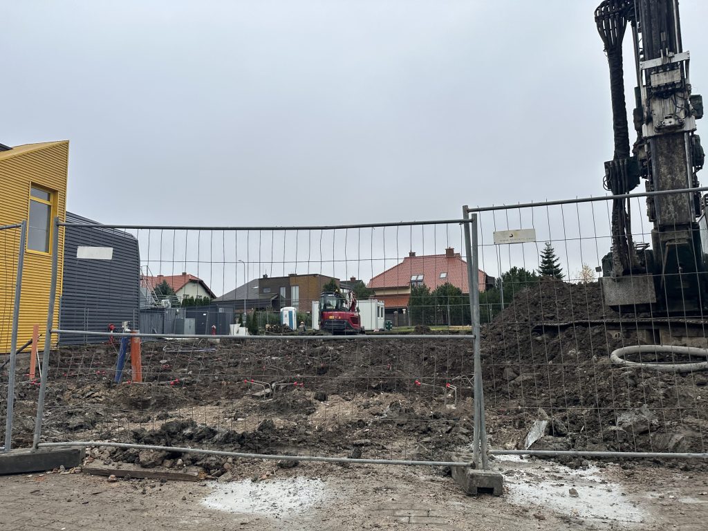 Agluonos g. 5 (Agluonos g. 5) - Verslo centras - statybų nuotraukos