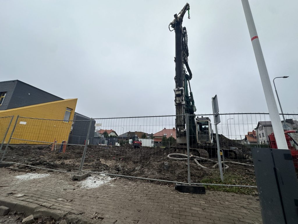 Agluonos g. 5 (Agluonos g. 5) - Verslo centras - statybų nuotraukos