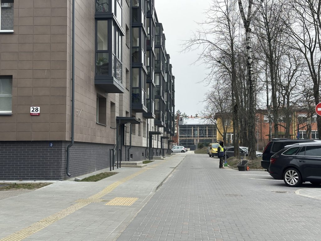 Kiemų sutvarkymas (J. Janonio g. 26, 28, Malūnininkų g. 2, Švyturio g. 8, 10, Smilties Pylimo g. 3, Sportininkų g. 5, 9) - Pedestrian path, Street - construction photos
