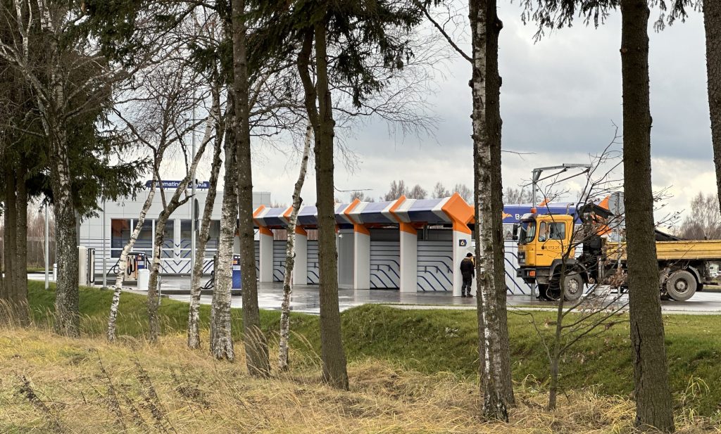 Plovykla Kuzmiškių g. 2 (Kuzmiškių g. 2) - Automobilių plovykla - statybų nuotraukos