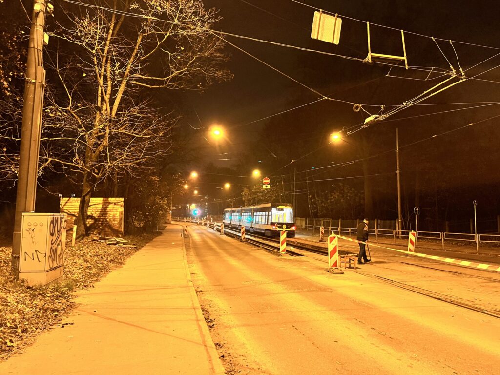 5. tramvaju maršruta pārbūve posmā no Kalnciema ielas līdz Jūrmalas gatvei (Slokas iela) - Kelias - statybų nuotraukos