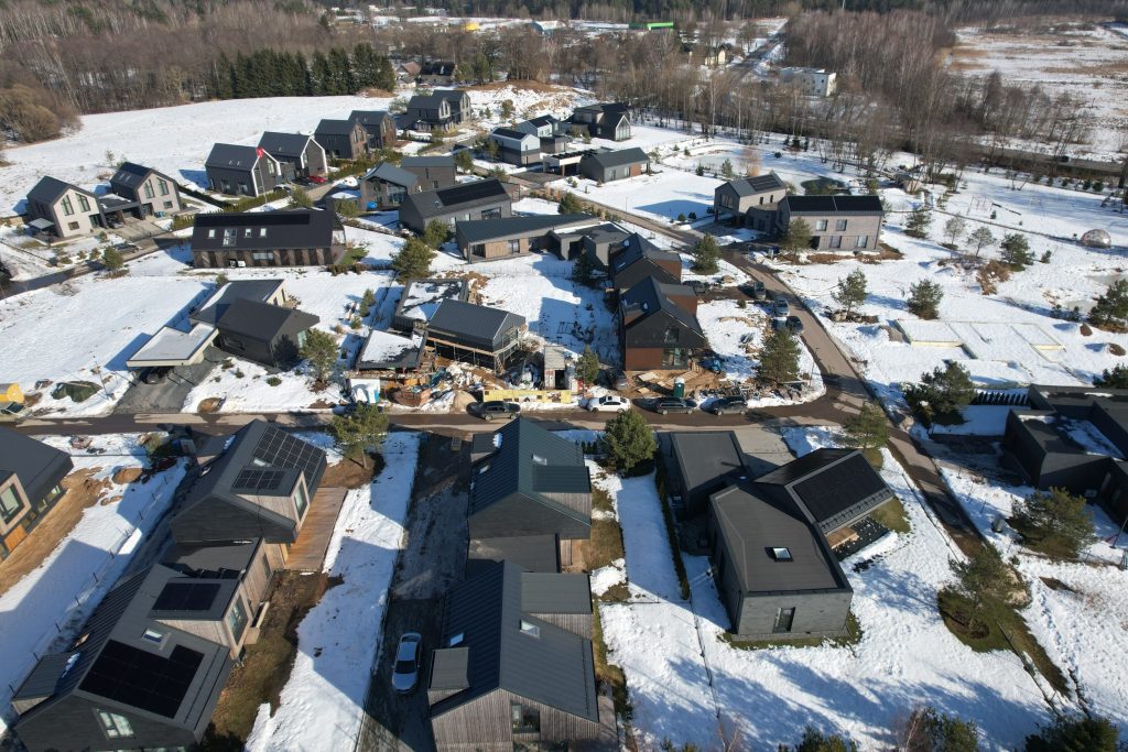 Versmių parkas (Versmių g. 2, 4, 6, 7, 8, 9, 10, 11, 12, 13, 15, 16, 17, 19 - 47) - Maatükid, Eramajade rajoon - ehituse fotod