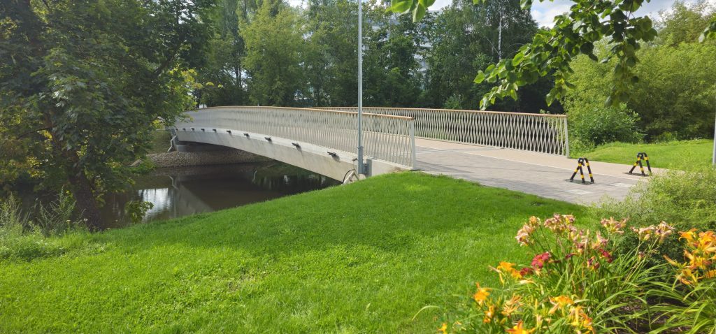 Gājēju un velosipēdu tilts pār Kīleveina grāvi (Dēļu iela) - Bridge - construction photos