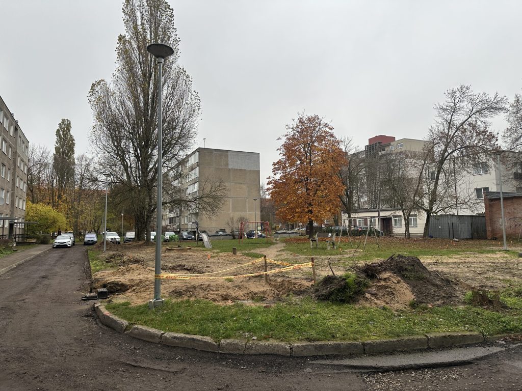 Minijos g. 130, 130A, 130B kiemas (Minijos g. 130, 130A, 130B) - Road - construction photos