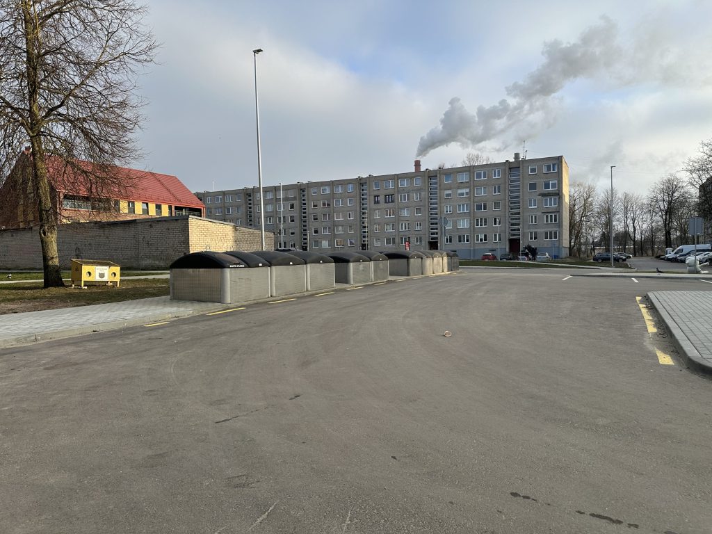 Kauno g. 45, 47, Šilutės pl. 18, 20, 22, 24 kiemas (Kauno g. 45, 47, Šilutės pl. 18, 20, 22, 24) - Ceļš - būvdarbu attēli