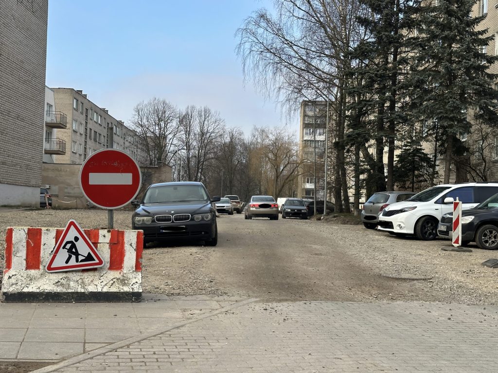 Kauno g. 29, 31, 33, 35, 39, 39A, 41 kiemas (Kauno g. 29, 31, 33, 35, 39, 39A, 41) - Road - construction photos