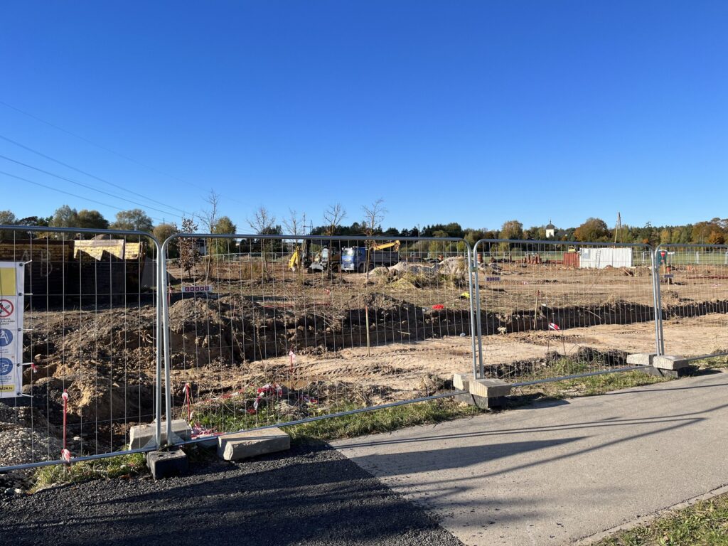 Juglas iela 95 (Juglas iela 95) - Car wash, Food services, Office center - construction photos