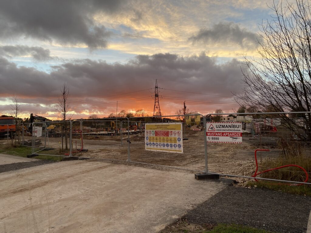 Juglas iela 95 (Juglas iela 95) - Car wash, Food services, Office center - construction photos