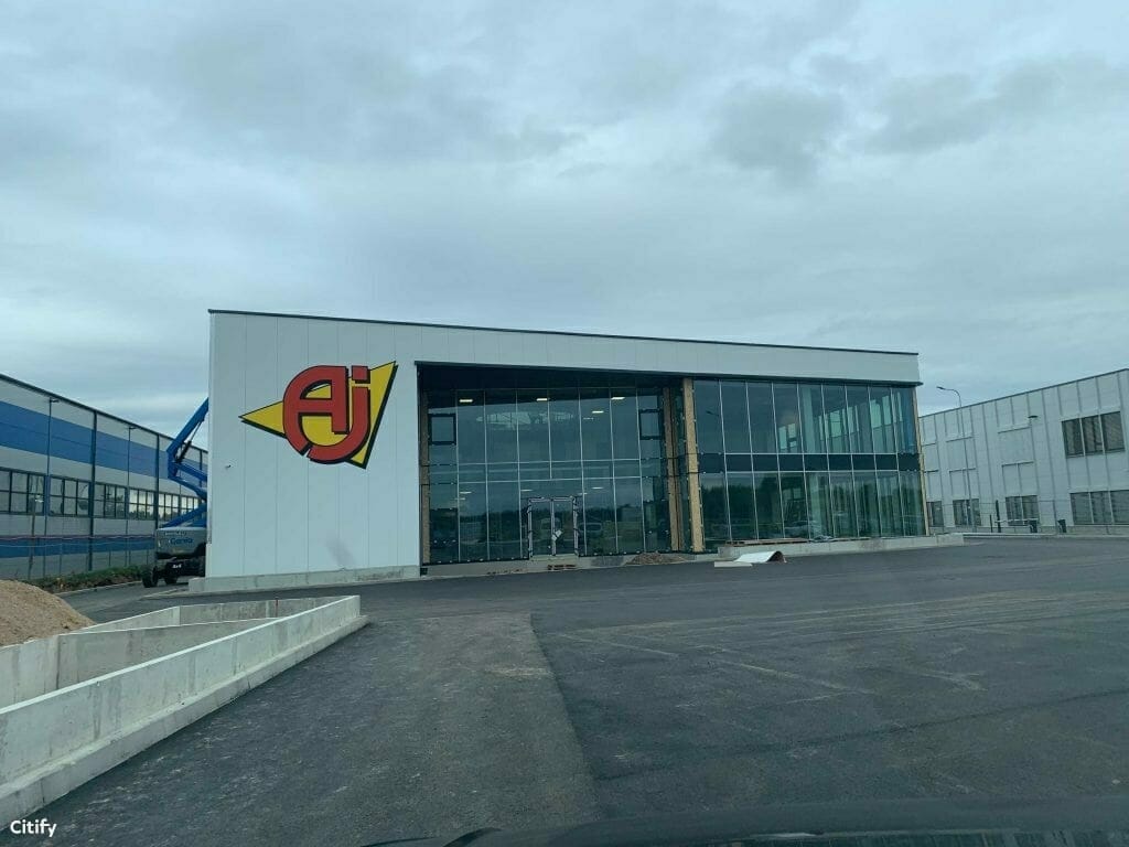 AJ Senasis Ukmergės kel. 10 (Senasis Ukmergės kel. 10) - Shopping center, Warehouse / Distribution center - construction photos