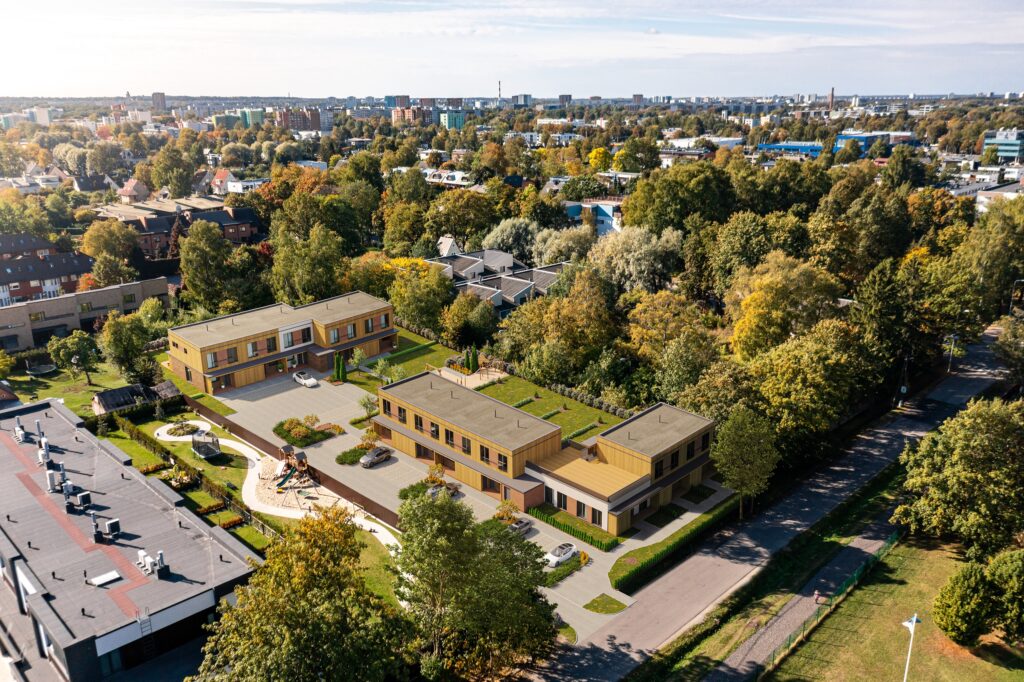 Räägu 16, 18 (Räägu 16, 18) - Ridaelamu - visuaalne