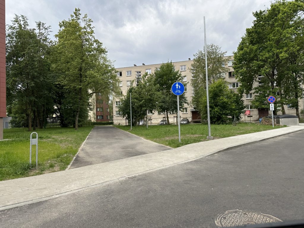 Kauno g. 13, 15, 17, 19, 23, 23A, 25 kiemai (Kauno g. 13, 15, 17, 19, 23, 23A, 25) - Road - construction photos