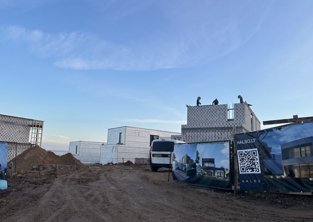 HALSO (Lukšinės g. 26, 28, 32, 34, Ašmenėlės g. 44) - Private house community - construction photos