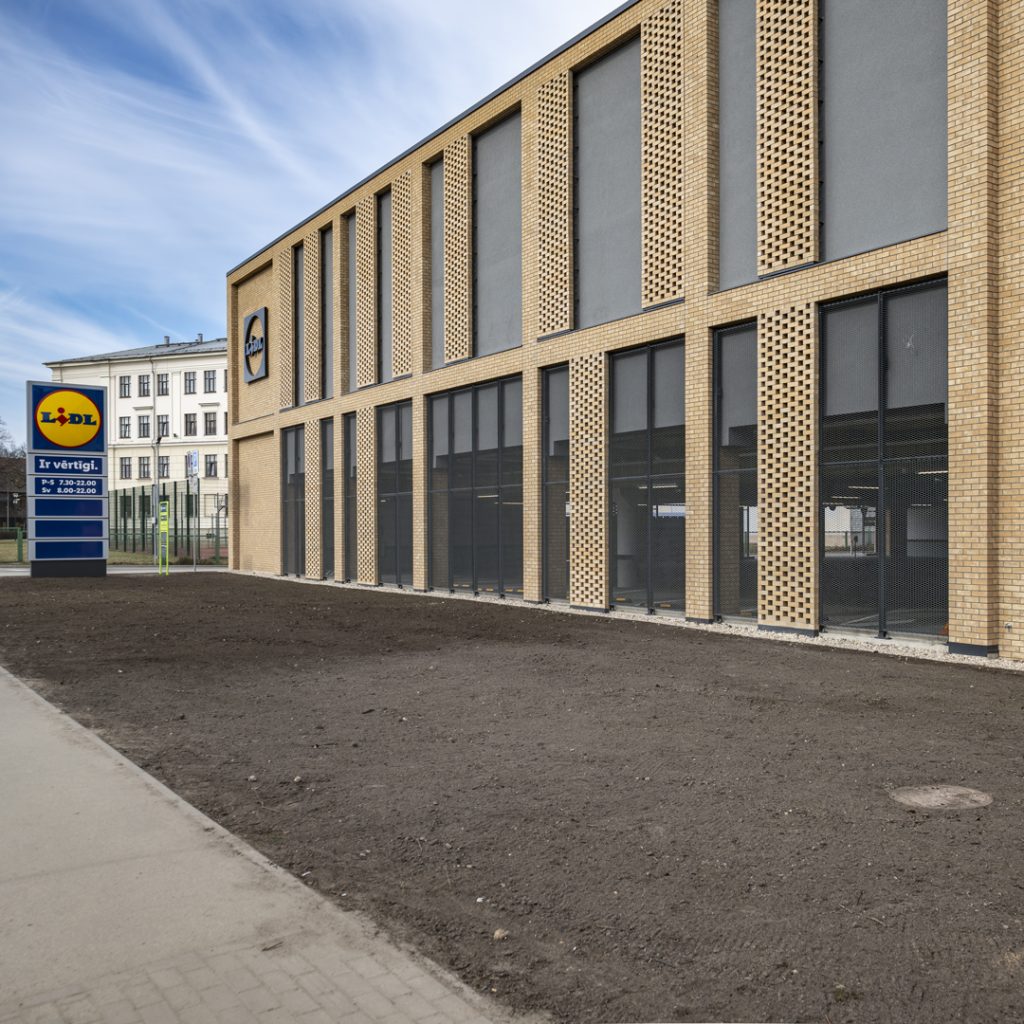 Lāčplēša skvērs - 1. kārta - LIDL - Lāčplēša iela 76 (Lāčplēša iela 76) - Tirdzniecības centrs - būvdarbu attēli