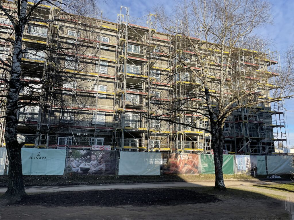 Blūmendāles mājas - 1. ēka (Prūšu iela 1E) - Korterelamu - ehituse fotod