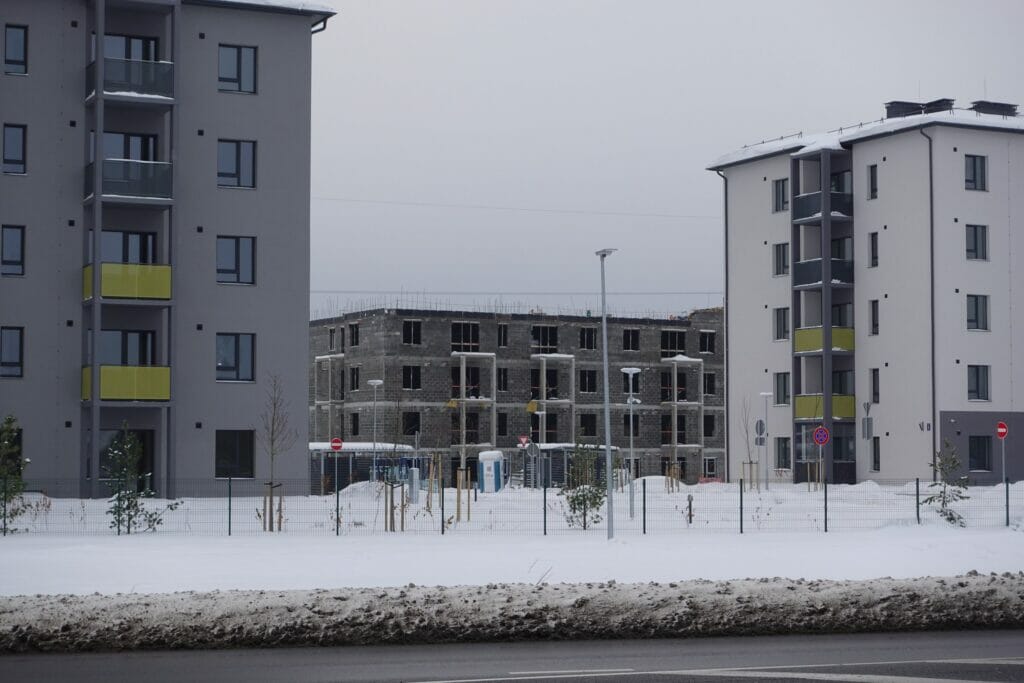 Dreilinga mājas - 2. kārta (Mazā Robežu iela 1, 2, 3, 4, 5) - Daugiabutis - statybų nuotraukos