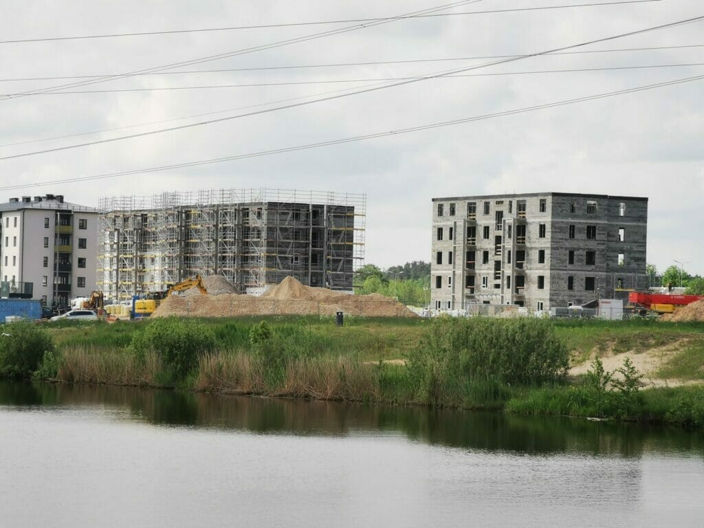 Dreilinga mājas - 2. kārta (Mazā Robežu iela 1, 2, 3, 4, 5) - Daugiabutis - statybų nuotraukos