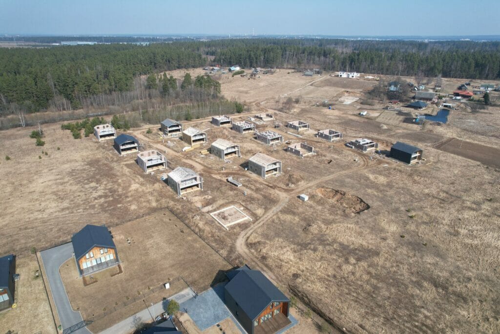 Alksnių g. 2, 4, 6, 7, 8, 9, 10, 11, 12, 13, 14, 15, 16, 18, 20, 22, 24, 26 (Alksnių g. 2, 4, 6, 7, 8, 9, 10, 11, 12, 13, 14, 15, 16, 18, 20, 22, 24, 26) - Private house community - construction photos