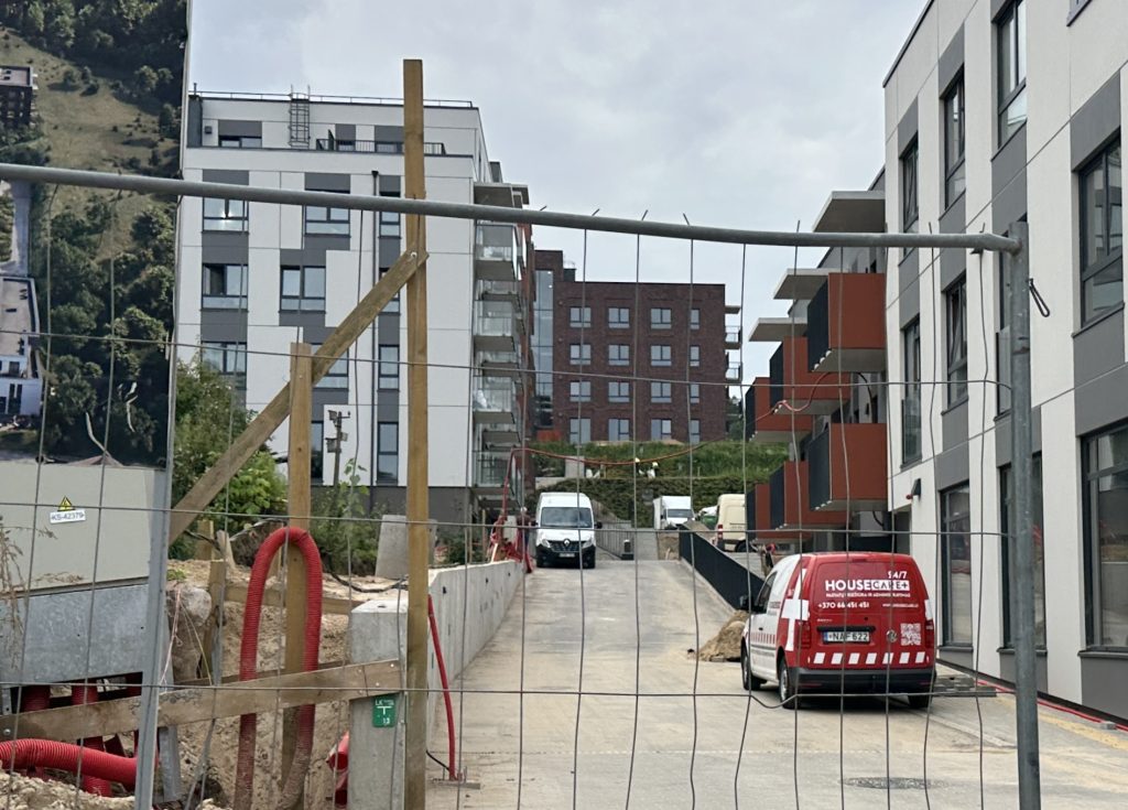 Nauji peizažai (Kaminkelio g. 23) - Multi apartment - construction photos